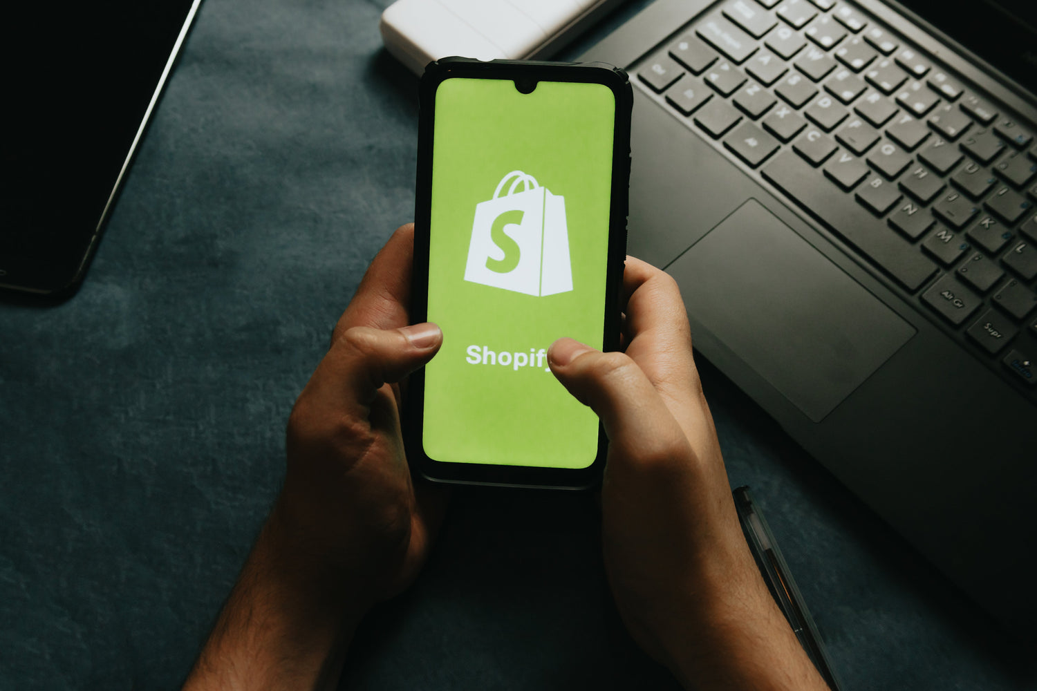 Shopify Payments Suomessa - kannattaako verkkokauppasi ottaa se käyttöön?